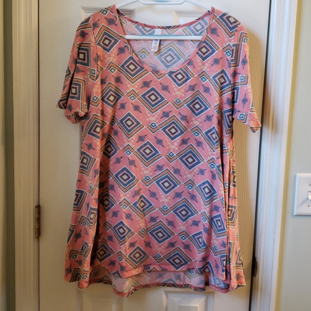 Lularoe Perfect T in coral tribal pattern